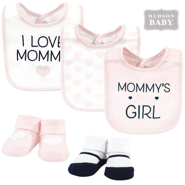 Hudson Baby 5 Piece Bib and Socks Set I Love Mommy