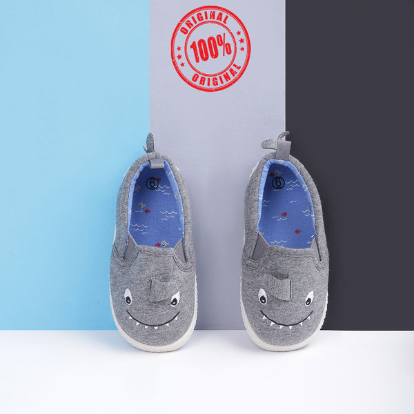 Wonder nation Grey Shark Shoes